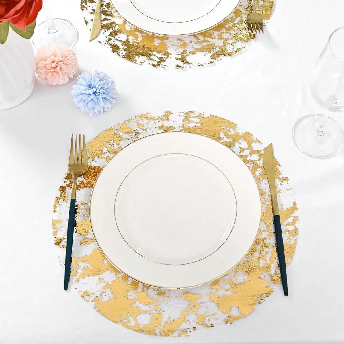 50/100/150/200pcs Disposable Gold Placemats, 13 Inch Gold Foil Mesh Mats, Dining Table Decoration for Christmas New Year Party