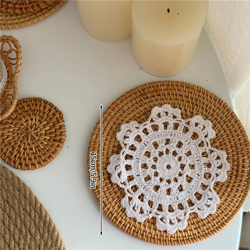 Round Hollow Lace Coaster Table Napkin Embroidery Flower Placemat White Coffee Cup Dining Mat Home Wedding Party Decor 코스터