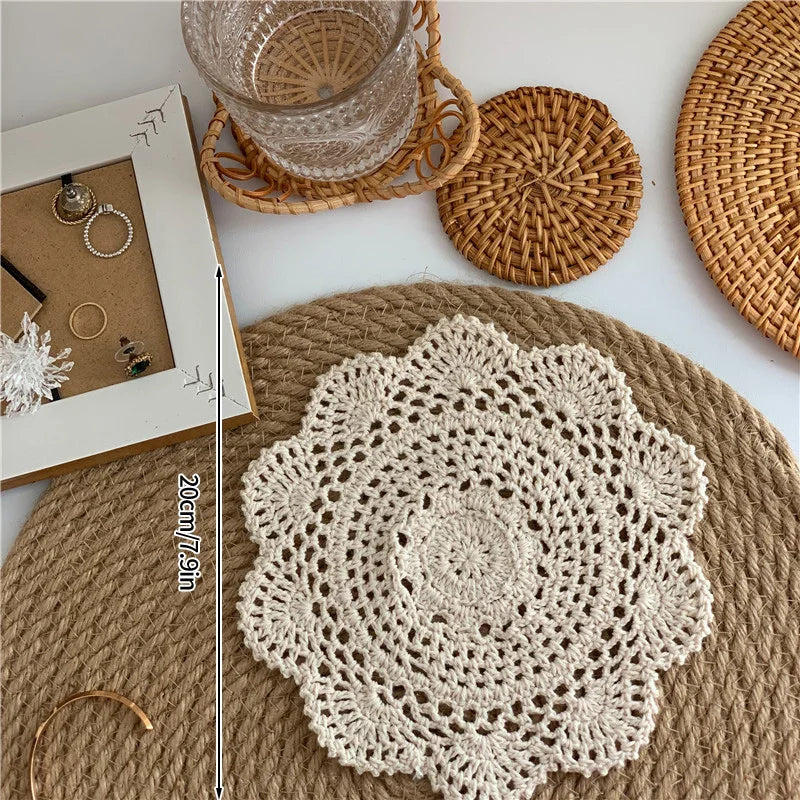 Round Hollow Lace Coaster Table Napkin Embroidery Flower Placemat White Coffee Cup Dining Mat Home Wedding Party Decor 코스터