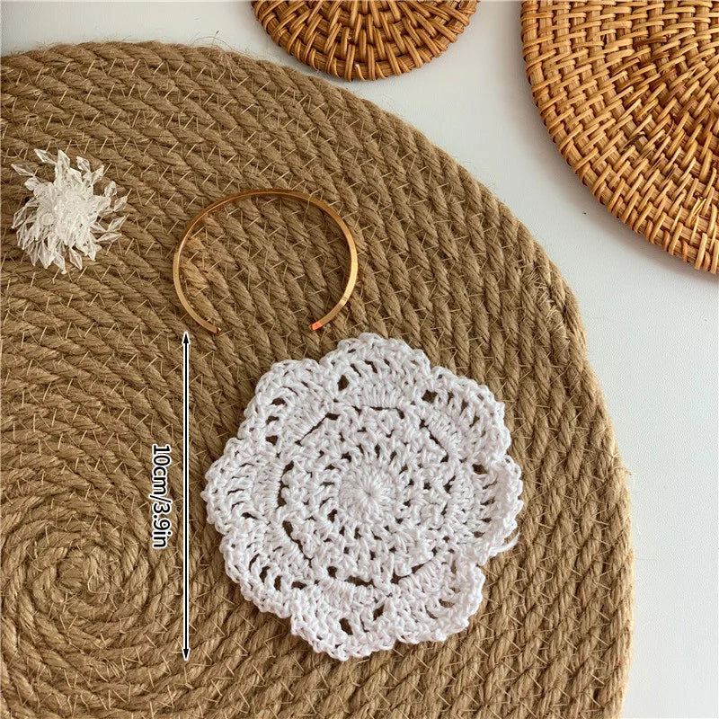 Round Hollow Lace Coaster Table Napkin Embroidery Flower Placemat White Coffee Cup Dining Mat Home Wedding Party Decor 코스터