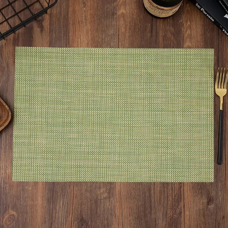 2/4/6PCS Place Mats Washable Easy To Clean Vinyl Dining Table Pads Durable PVC Weave Table Mats for Camp Party Hotel Home Decor