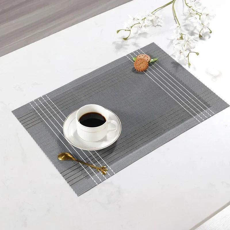 2/4/6PCS Place Mats Washable Easy To Clean Vinyl Dining Table Pads Durable PVC Weave Table Mats for Camp Party Hotel Home Decor